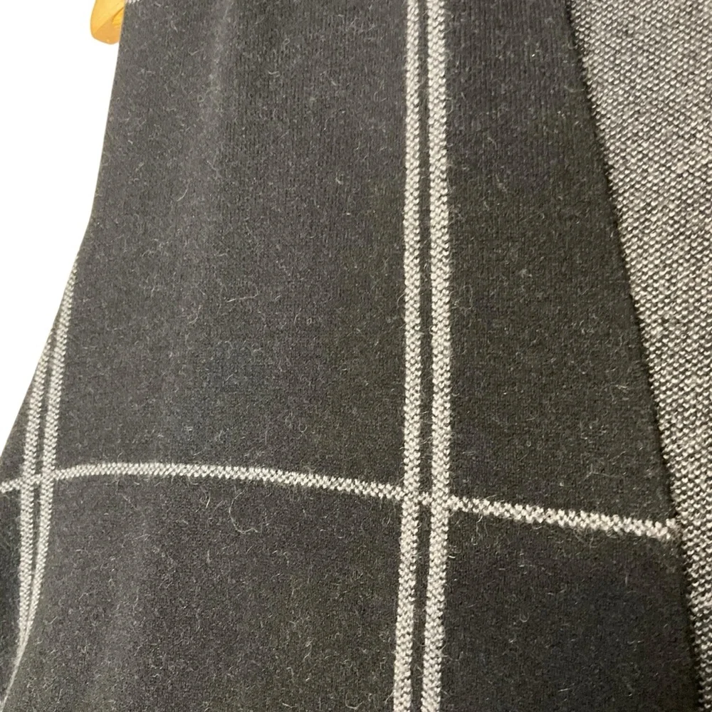 MAGACHONI sz 1X Long Sweater Vest Open Window Pane Plaid Charcoal Black